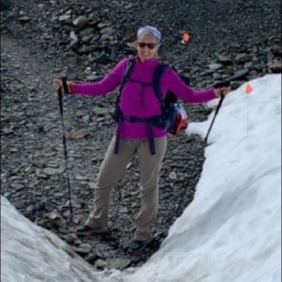 Meet your Posher, Michelle - Picture 1 of 1